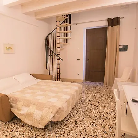 Il Giardino Di Sicilia Nocleg ze śniadaniem 2*