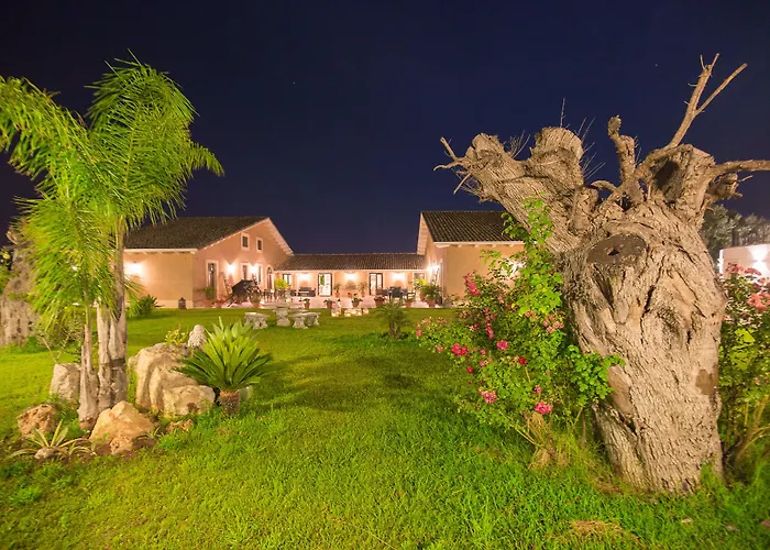 Il Giardino Di Sicilia 4* 카세 몬테로소