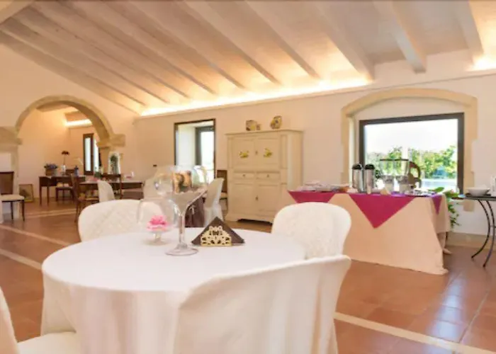Il Giardino Di Sicilia 4* 카세 몬테로소