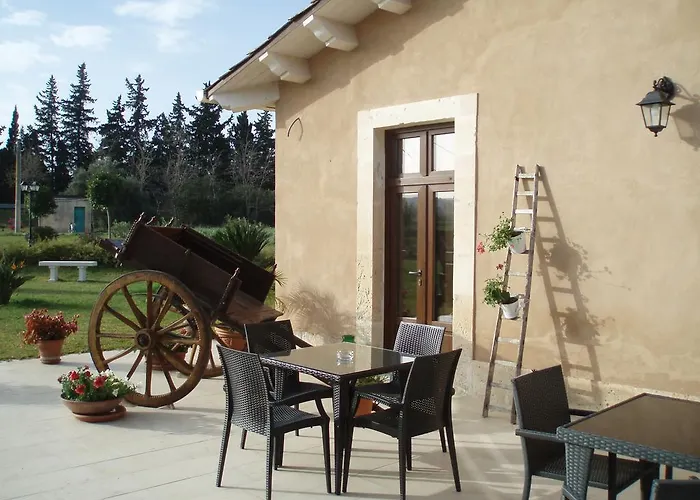 Il Giardino Di Sicilia 4* 카세 몬테로소